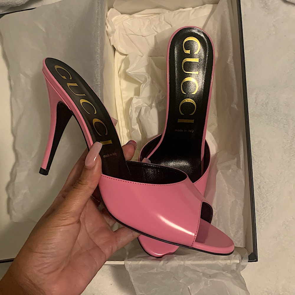 Gucci Scarlet Mules